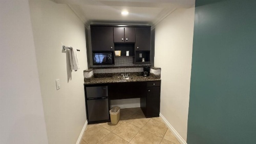 Garden Inn and Suites Glendora image 14