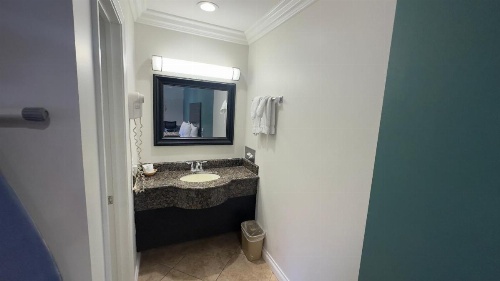 Garden Inn and Suites Glendora image 17