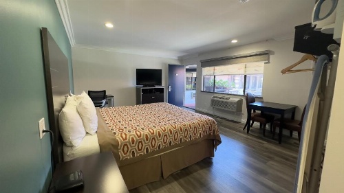 Garden Inn and Suites Glendora image 19